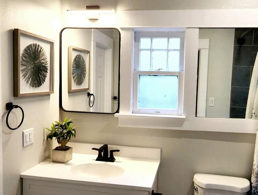 41,pasadena Charming House Prime Location King Bed ! Apartamento Pasadena
